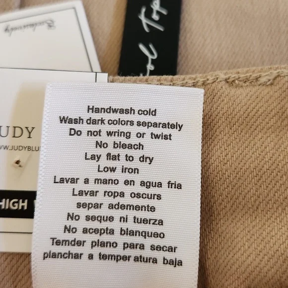 Judy Blue Jeans - Picture 10 of 10